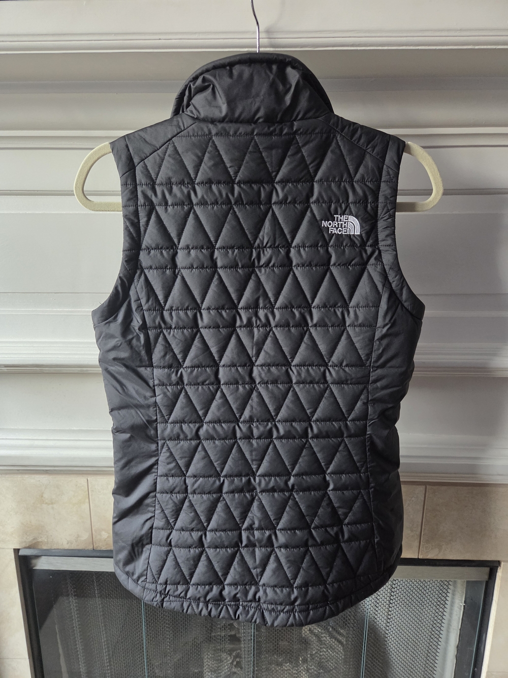 The North Face Black Quilted Insulated Vest Size XS - Picture 7 of 7